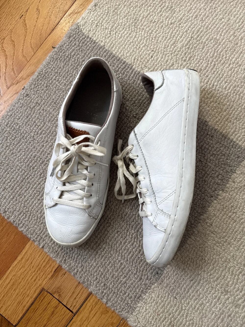 Cole Haan white leather simple everyday sneakers - 6.5 women’s